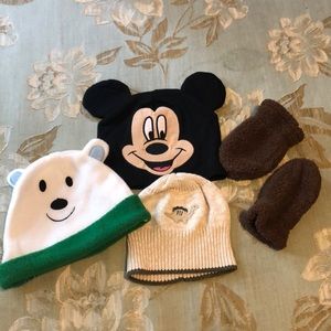 Lot of miscellaneous boys’ baby hats!